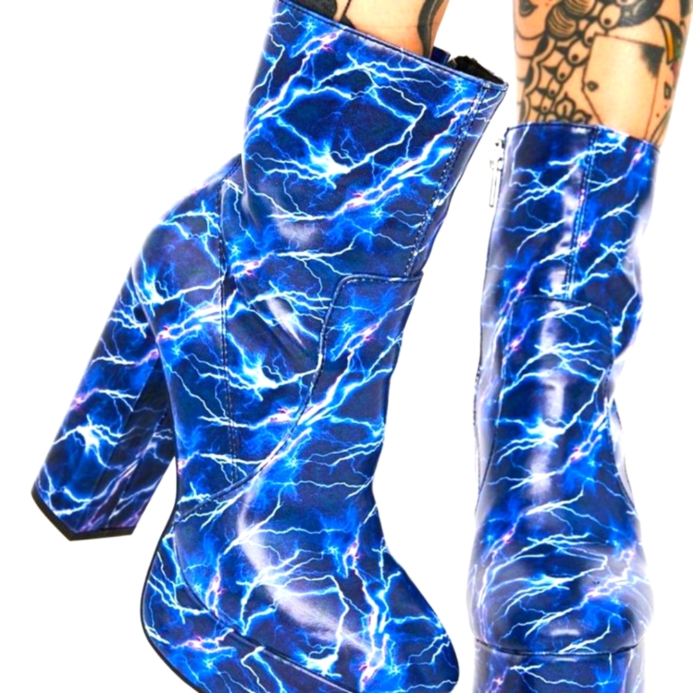 Shane Justin Electric Blue Lightning Boots Size 37(7) EUC